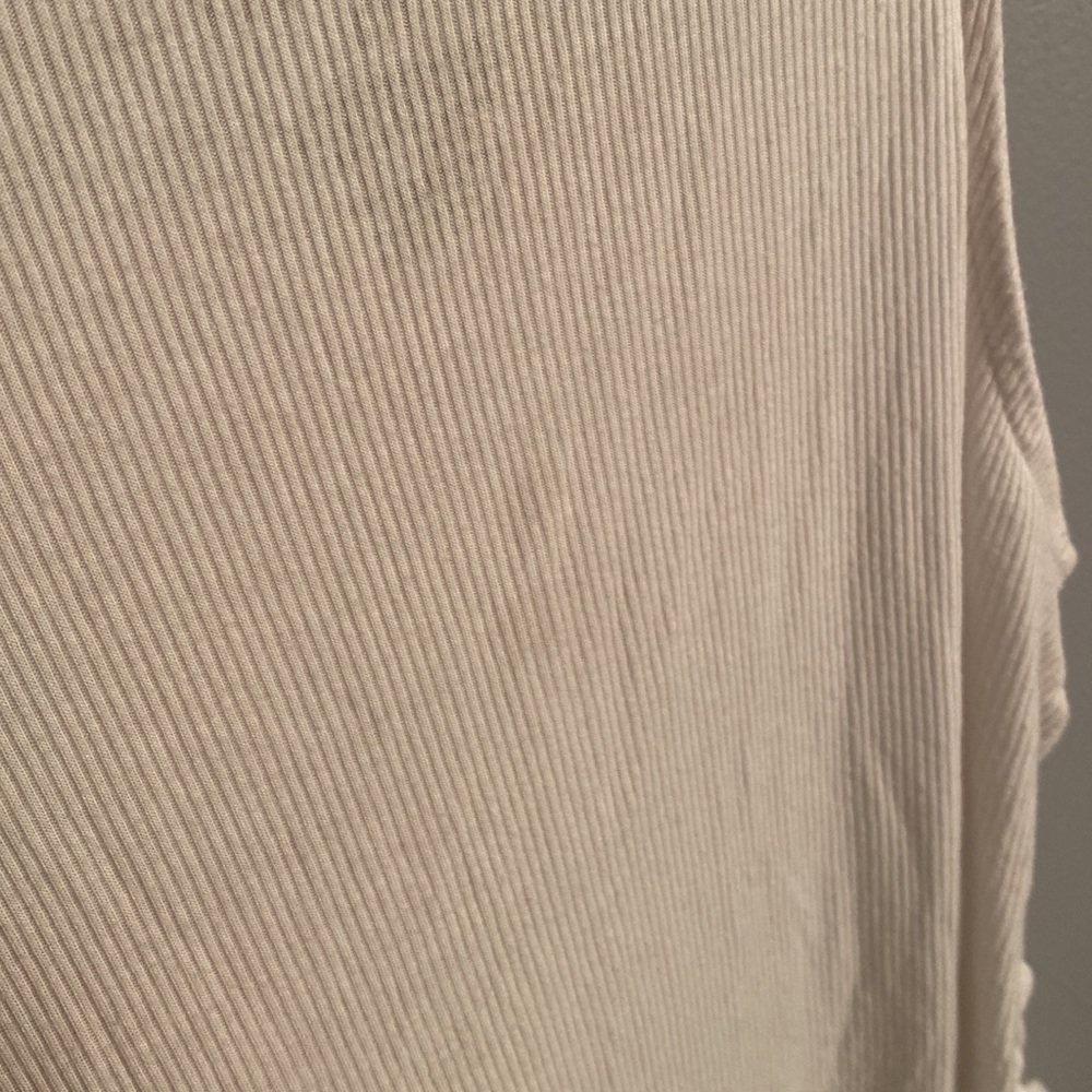 AE Ribbed Tank​ - Picture 6 of 7